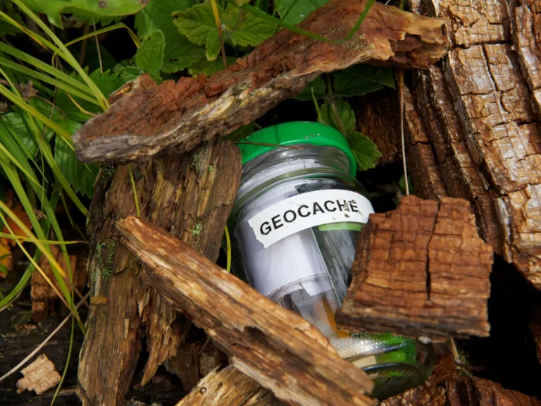 The Exciting Benefits of Geocaching: Adventure, Exploration & More!